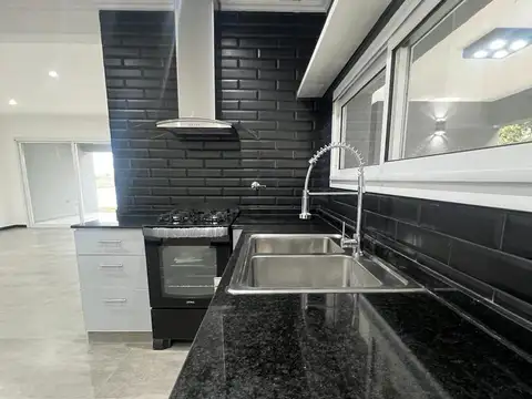 Casa en Alquiler A Estrenar