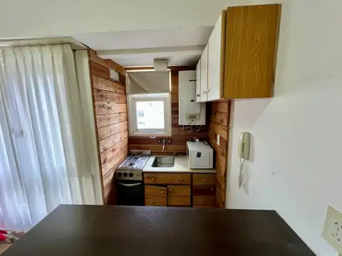 Falucho 2100