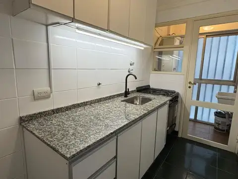 Departamento 4 ambientes con 2 baños