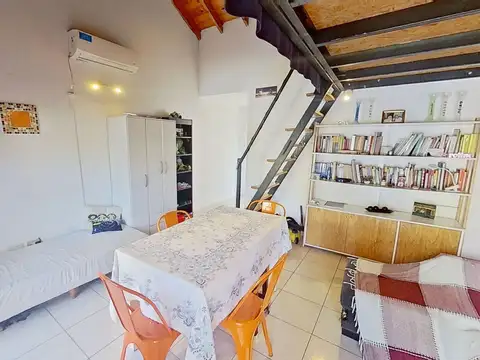 Depto Tipo Casa en Venta de 1 dormitorio