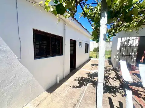 Alquiler casa en Pando 2 dormitorios