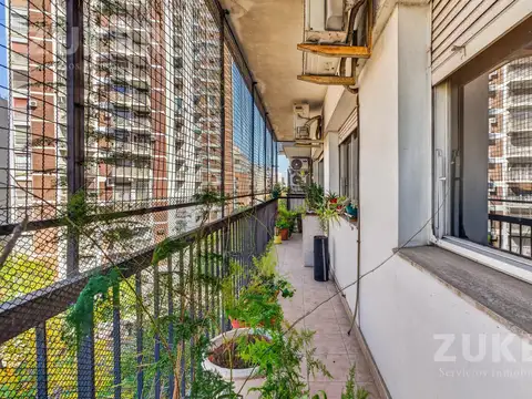 Departamento 4 ambientes con 3 baños