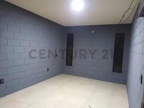 CASA EN EXCELENTE ESTADO EN BERABEVÚ