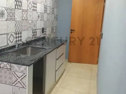 CASA EN EXCELENTE ESTADO EN BERABEVÚ