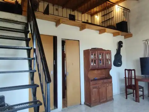 PH Multifamiliar de 2 viviendas al fondo-Chilavert