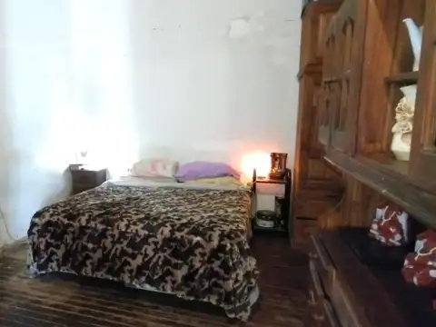 PH Multifamiliar de 2 viviendas al fondo-Chilavert