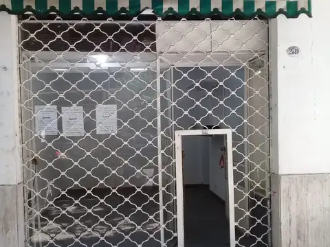 Local en Alquiler en Nuñez, $ 750.000