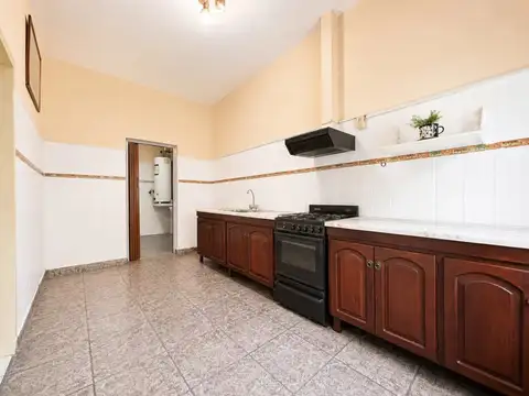 Casa 4 ambientes con 1 baño