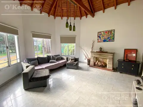 Casa 4 ambientes con 3 baños