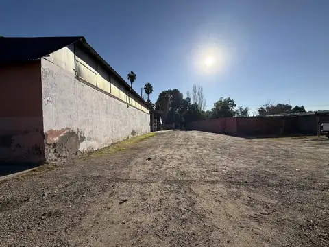 Casa en Venta con 6 cocheras