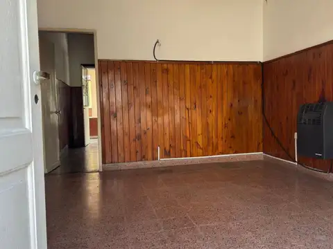 Depto Tipo Casa en Venta 56 años