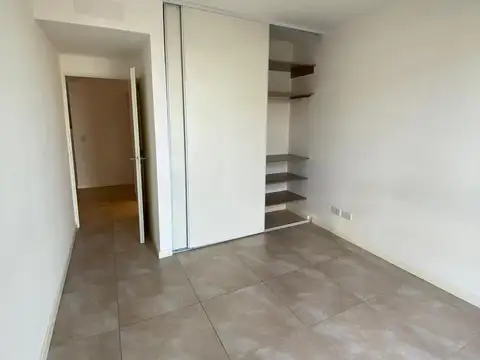 Departamento en Alquiler en La Lucila, USD 1.000