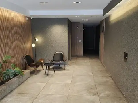 Avenida Asamblea 1400, Piso 2