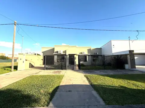 Casa en familiar en barrio el Bosque