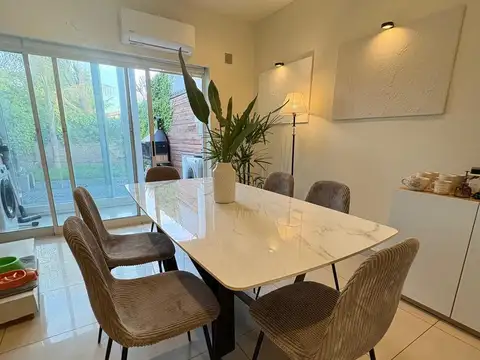 Depto Tipo Casa en Venta 4 años