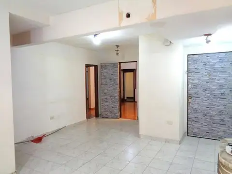 Departamento 5 ambientes con 2 baños