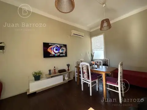 Venta PH de 2 ambientes en planta alta. Banfield Este