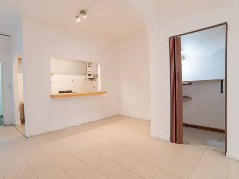 Depto Tipo Casa en Venta en Chacarita, USD 205.000