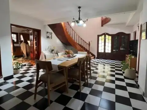 Casa en Venta en Luján, USD 308.000