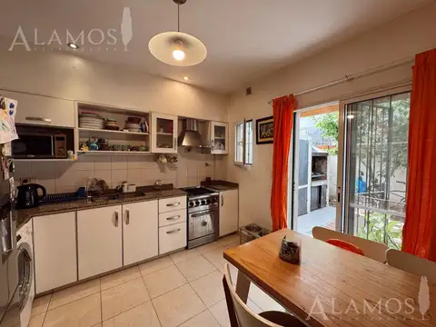 VENTA DUPLEX 4 AMBIENTES EN VILLA SARMIENTO APTO CREDITO