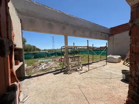 Casa en construcción en Club de Campo Manuel Belgrano