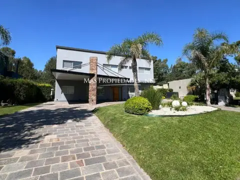 Venta Casa en Terralagos 6 Dormitorios Canning