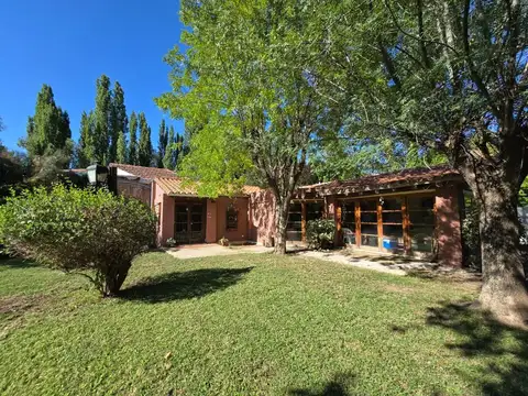 Venta Casa esquina Chacras de Coria, Luján de Cuyo
