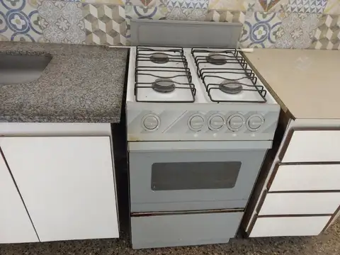 Depto Tipo Casa 2 ambientes con 1 baño