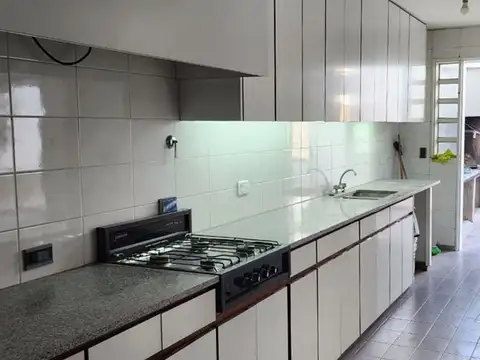 VENTA CASA de CATEGORIA SEXTA SECCION MDZ CAPITAL