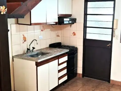 Depto Tipo Casa en Alquiler 37 años