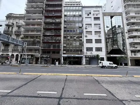 VENTA TERRENO Edificio en Block de Garage y Oficinas sobre Av. Córdoba 1800 - Ideal Inversión y Reno
