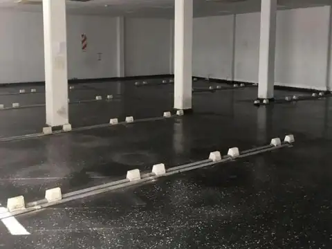 Edificio Corporativo Premium 5 Pisos. ¡Reciclado a Nuevo! Du