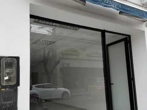 Local en Venta en Mercedes, USD 157.000