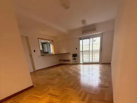 Constitucion 3200, Piso 1