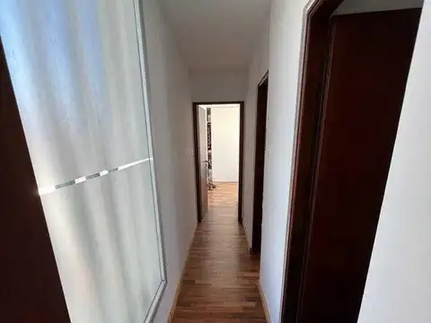 Departamento 5 ambientes con 1 baño