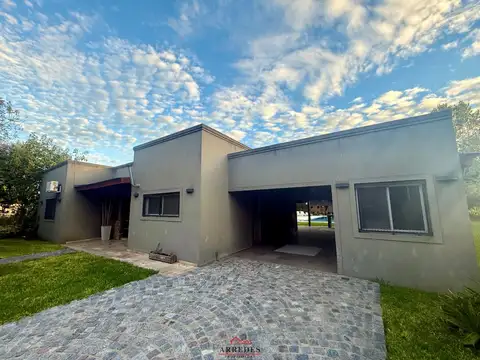 Casa en Venta en Parque Sakura, USD 160.000