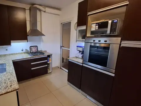 Departamento en Alquiler de 4 ambientes