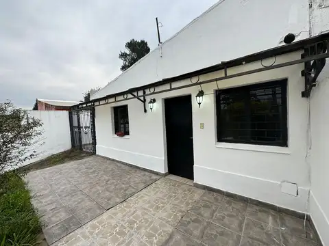 VENTA CASA 3 DORM -B° SAN MARTIN- LOS NOGALES