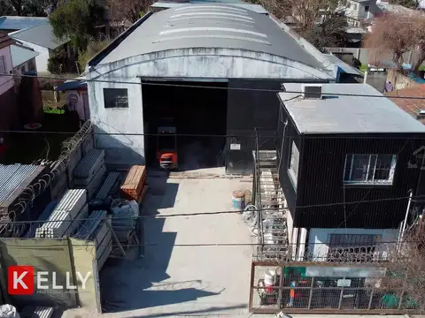 Venta de deposito con oficinas a mts de RP8, en Pilar