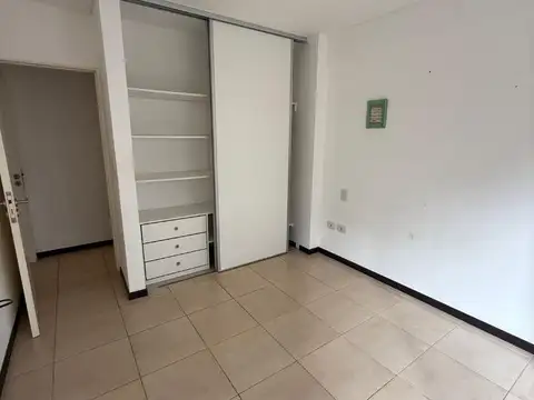 Buenos Aires 1079 , Piso 2