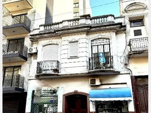 Local a la calle + Dto. 2 amb. c/ patio en Venta en Caba