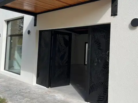 Casa en Venta al Este