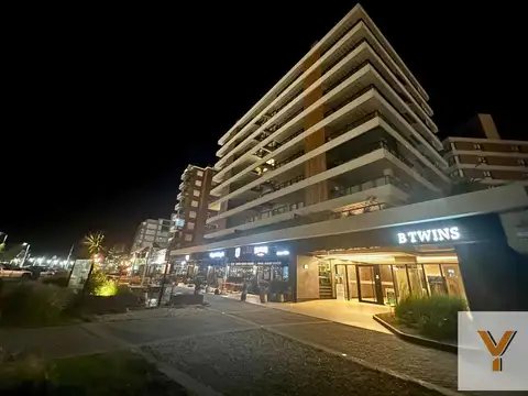 Avenida Arquitecto Jorge Bunge 101 y Del Buen Orden