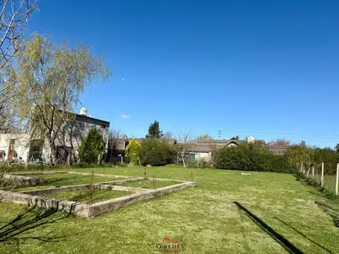 Venta · Lote con perforación, alambrado y encadenado · Parque Sakura 100