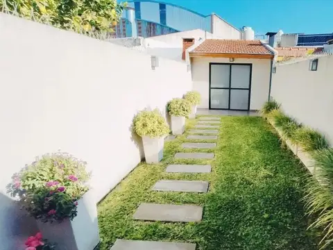 Casa en Venta en Flores, USD 239.000