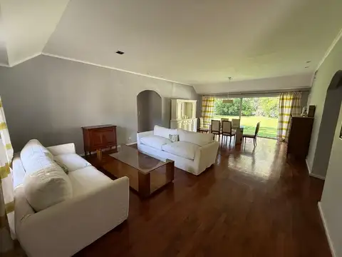 Casa en Venta en Golf Club Argentino, USD 260.000
