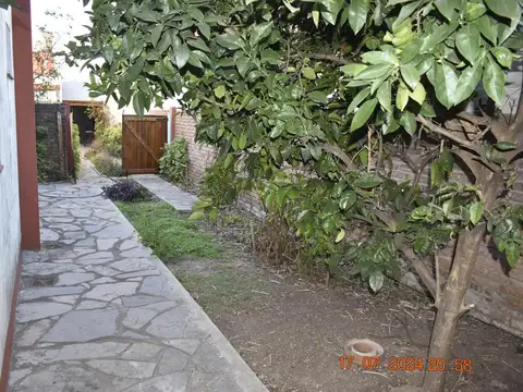 SE VENDE MUY BUEN PH 3 AMB EN MORON