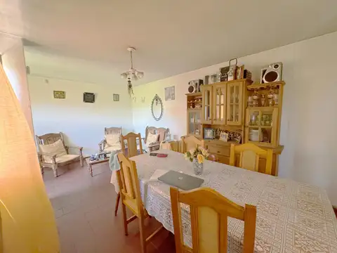 casa esquina 3 dormitorios zona Palmares
