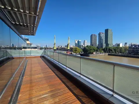 Oficina 182 m2 con cochera Alquiler en Puerto Madero