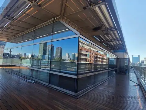 Oficina 182 m2 con cochera Alquiler en Puerto Madero